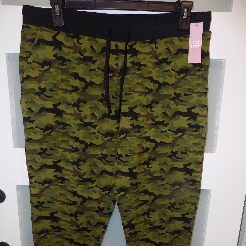 LITTLE BUM BUMS CAMO MAMA JOGGER SWEATPANTS SIZE XL WOMEN'S NEW